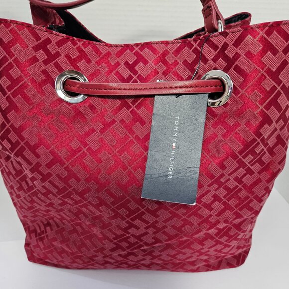 NWT Tommy Hilfiger Logo Rich Red "TH" Monogram Drawstring Bucket Handbag - Picture 4 of 14